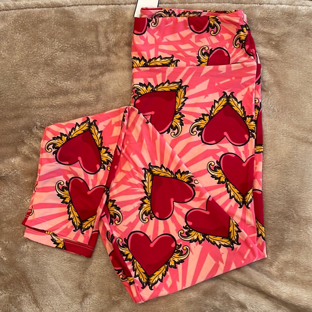 Lularoe legging size- TALL/CURVY or 10-20. Yoga waistband. new with tags.